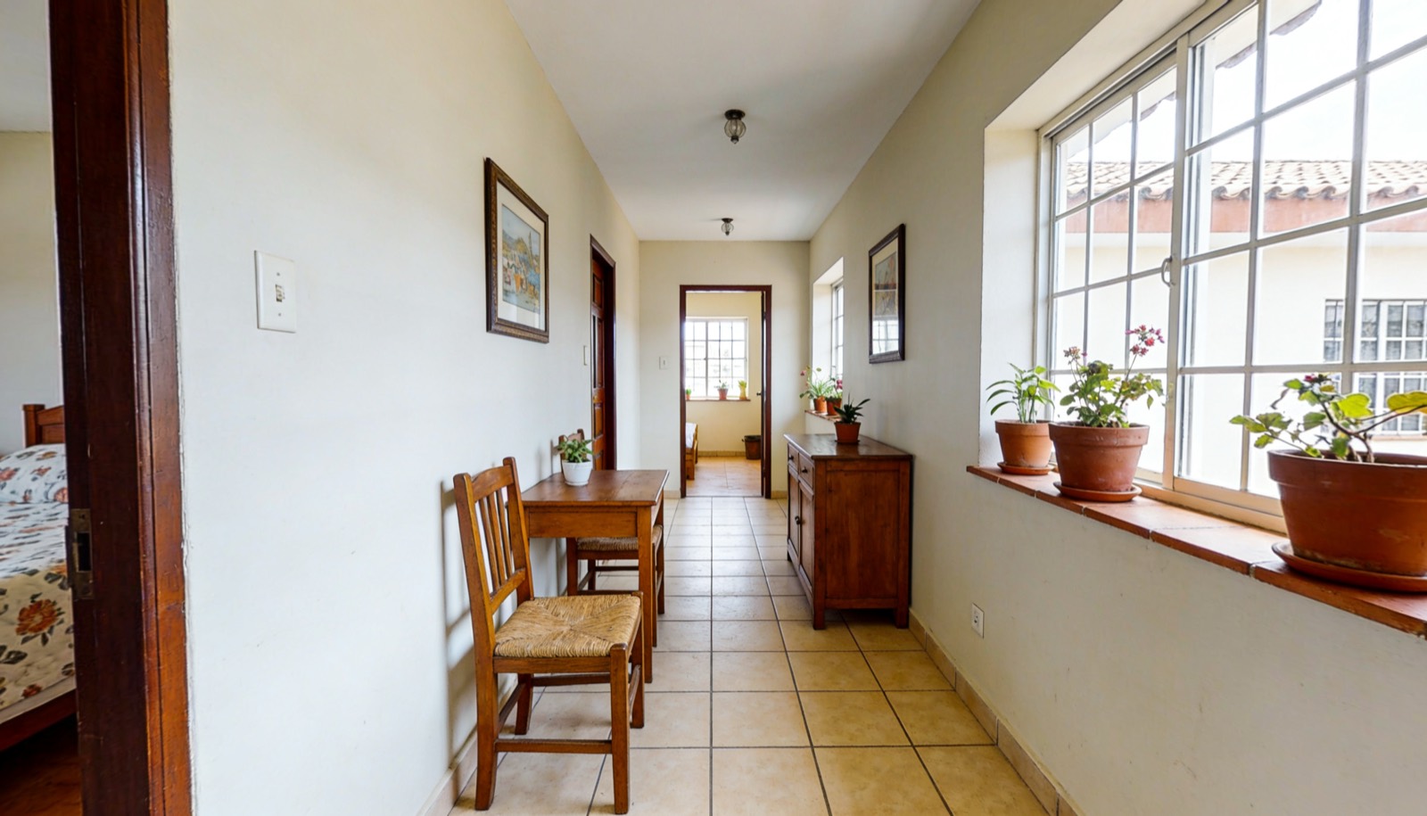 Simple, clean interior of an affordable house in Mazatlán, Sinaloa