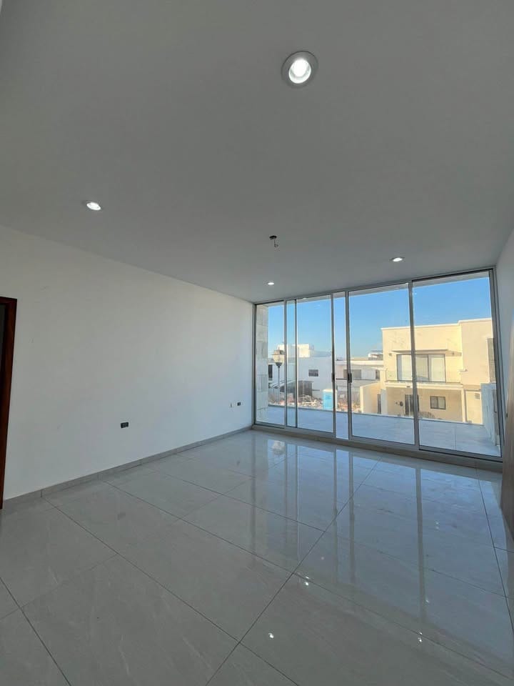 Patio con alberca privada en casa de Altabrisa Residencial, Mazatlán