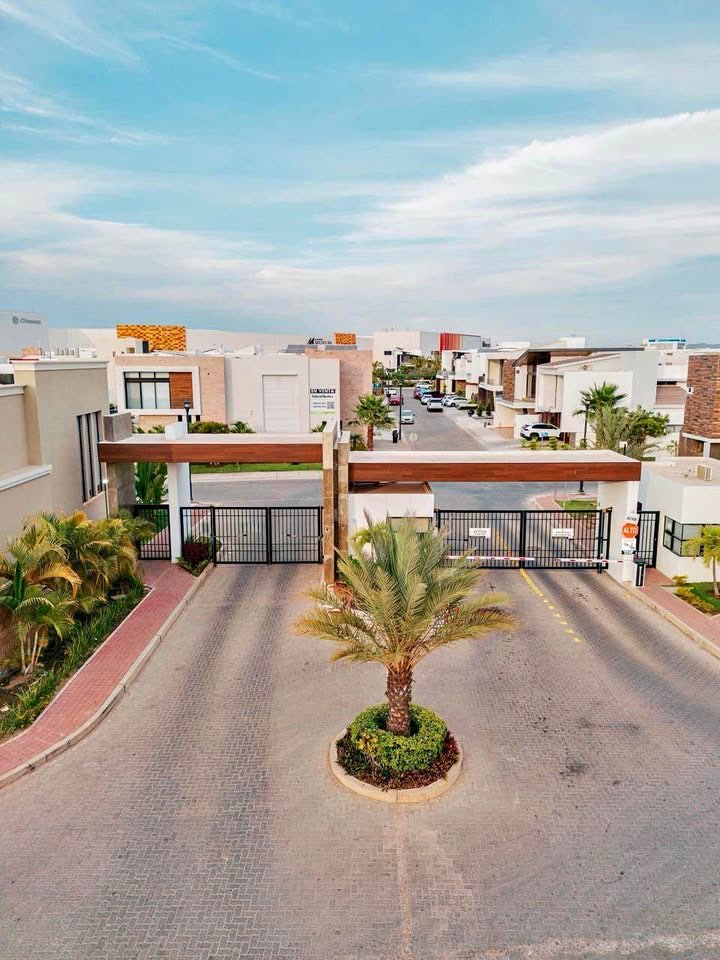 Acceso privado del residencial Paraíso Marina en Marina Mazatlán